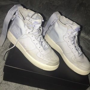 Nike SF AF1 MID (GS) size 6Y